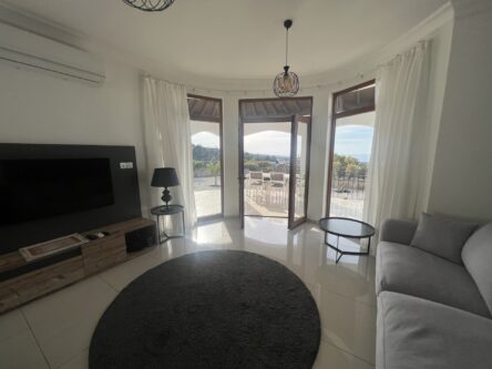 Villa 2